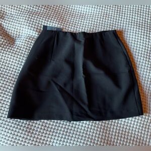 NWT- Abercrombie & Fitch Black Skort